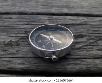 Compass Lost Compass Stock Photo 1256073664 | Shutterstock
