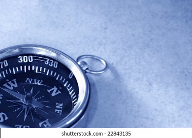 36,092 Compass On Blue Background Images, Stock Photos & Vectors 