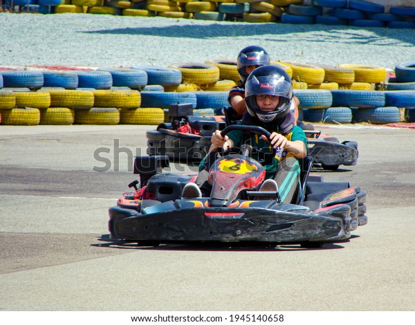 Competetive kart racing  \