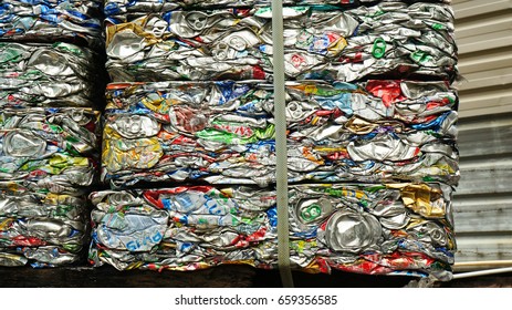 29,132 Recycle aluminum cans Images, Stock Photos & Vectors | Shutterstock