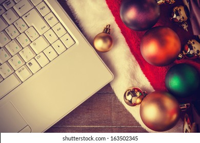 Computer And Christmas Gifts