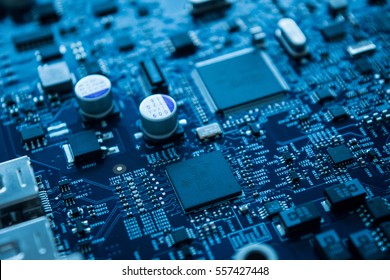 Computer Service Repair Circuit Chip Hardware