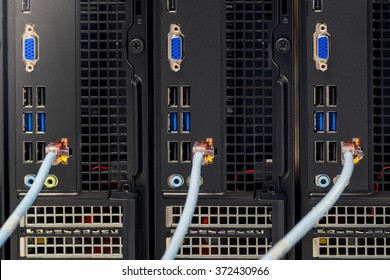 4,101 Row of desktop computers Images, Stock Photos & Vectors ...