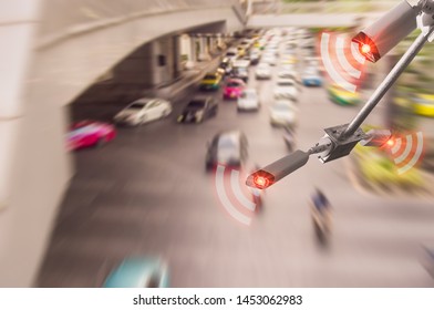 Concept digital technology 4.0,wireless network 5G signal,CCTV  camera intelligent of artificial intelligence systems, to monitor road safety and memorize driver's driving behavior and illegal traffic
