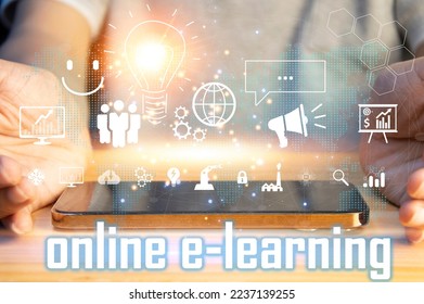 Concept of e-Learning, a learning management system through a network (Learning Management System) with an emphasis on learners as the center. in teaching and learning Blended style with regular class