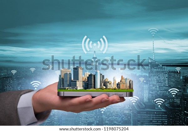 Concept of innovative smart\
city