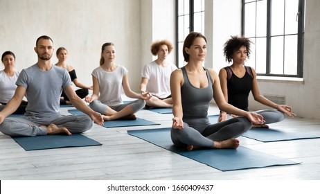 20,900 Yoga crossed legs Images, Stock Photos & Vectors | Shutterstock