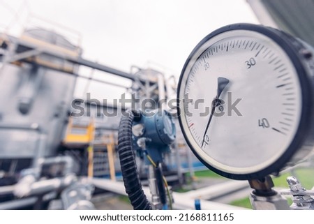 Concept Russia has cut off gas supplies to European countries, pressure gauge shows value of zero in pipeline.