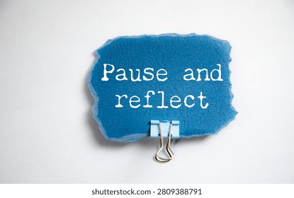 Concept words Pause and Reflect 