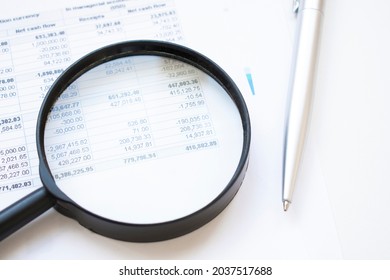 4,341 Scrutinizing Images, Stock Photos & Vectors | Shutterstock