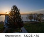 Concord Point Lighthouse, sun through the lens