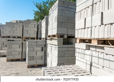 5,781 Pallets concrete blocks Images, Stock Photos & Vectors | Shutterstock