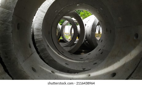 Concrete Pipe To Make Water Flow Or Infiltration Well