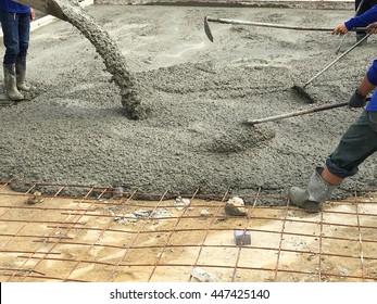 Concrete Ready Mixed And Wire Mesh Steel For Road Or Floor Maintenance Construction With Many Workers 