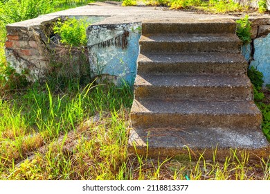 Concrete stairs of ruined house . Staircase of abandoned building 