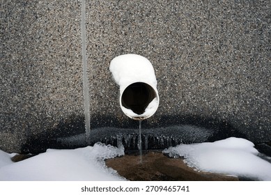 Condensation Pipe Draining in the Winter