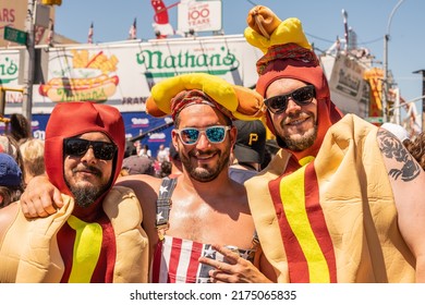 Coney Island, Brooklyn, New York, USA - July 4, 2022: Nathan's World Famous Hot Dog Eating Contest On Coney Island Boardwalk In Brooklyn