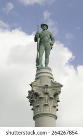 Confederate Solider Statue At Park That Overlooks James River In Richmond Virginia