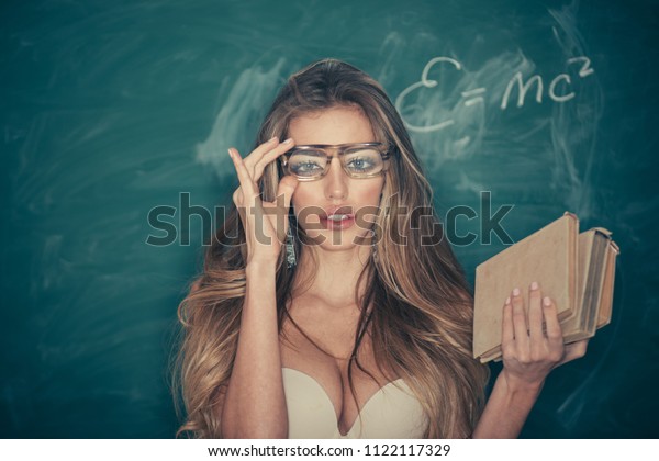 Photo De Stock Enseignant Confiant Et Sexy Une Femme Shutterstock