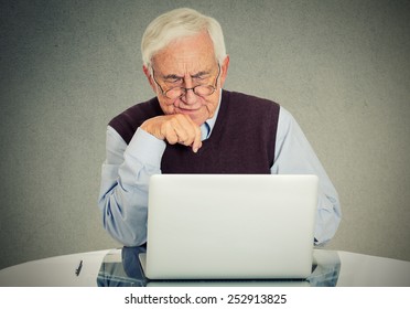 1,037 Confused Computer User Images, Stock Photos & Vectors | Shutterstock