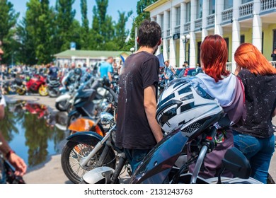 Congress of bikers. Many motorcycles in the square