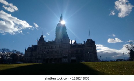 Connecticut Capitol In The Sun