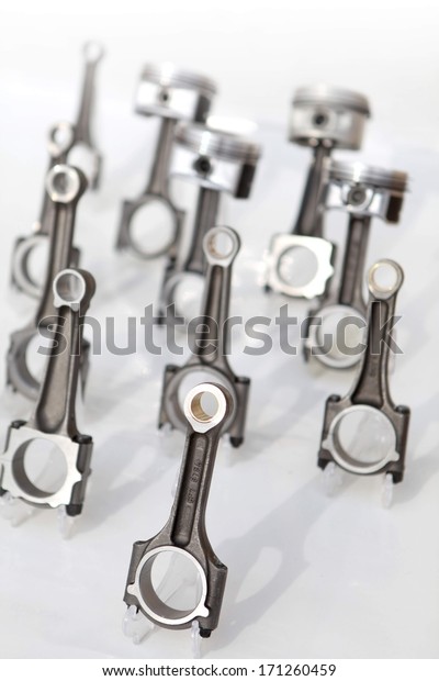 Connecting\
rod