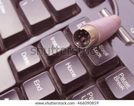 Connection from keytboard to the cpu via ps2 connector