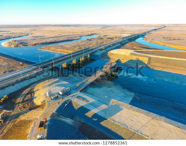 construction\
of an automobile bridge, aerial\
photography