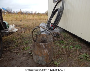 Construction of a drinking well at the dacha