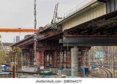 Construction of a high-speed automobile overpass. Ridding the city of traffic jams. Convenient movement around the city thanks to the overpass.