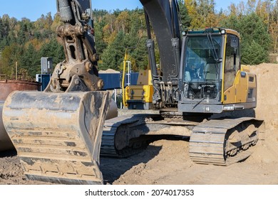 Construction Machinery. Large Construction Excavator.