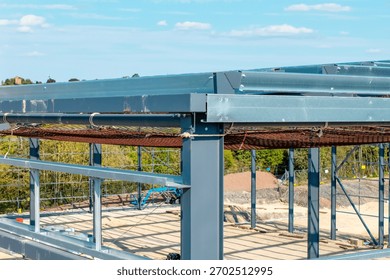 Construction of metal framework steelframe building structure