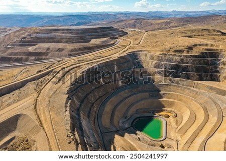 Construction MINE and bulk earthworks in mining