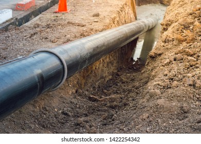 Construction Of Oil And Gas Pipeline,Fuel Pipeline Transportation,horizontal Directional Drilling (HDD Process).Technique For Directional Laying Of Oil And Gas Pipeline  Through Obstructions.
