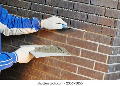 Construction Process Of Bricklaying Using The Brick Jointer Trowel