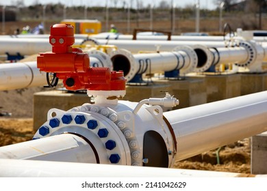 Construction site of an interconnected natural gas transmission pipeline. Highly integrated network that moves natural gas. Connection point between the transmission company and the receiving party. - Shutterstock ID 2141042629