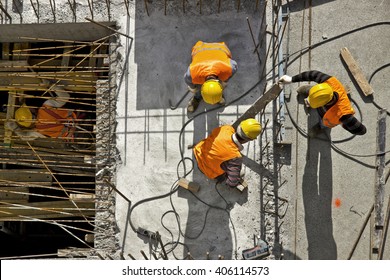 Construction site workers    aerial    Top View
