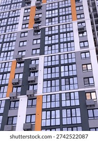 Construction of a skyscraper in a megalopolis using a tower crane