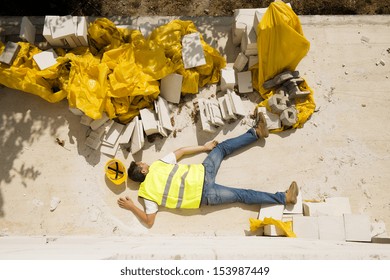 Construction Worker Has An Accident While Working On New House