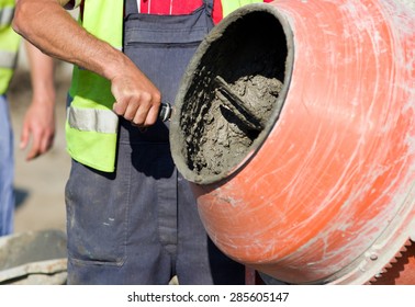 Cement Mixer Images Stock Photos Vectors Shutterstock