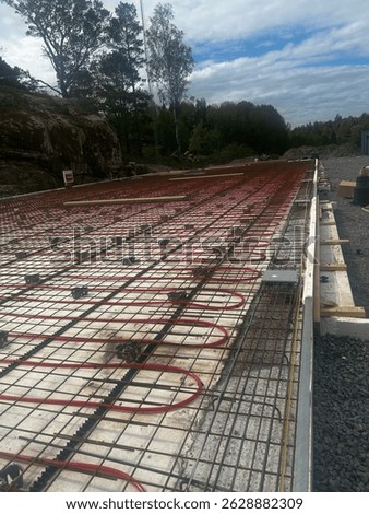 A constructionsite ready to be filled with concrete