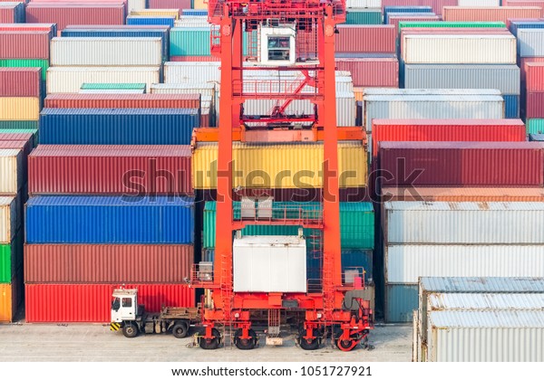 container\
freight station, container yard and\
transtainer