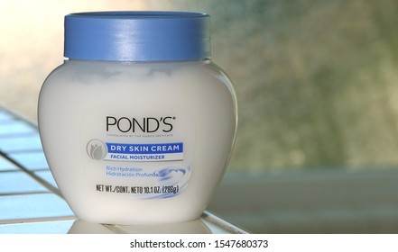 ponds cream logo