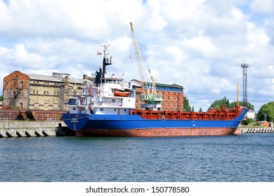 Container Ship Empty