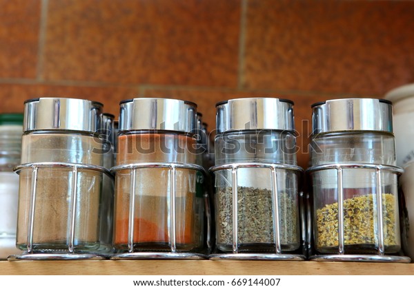 container spices