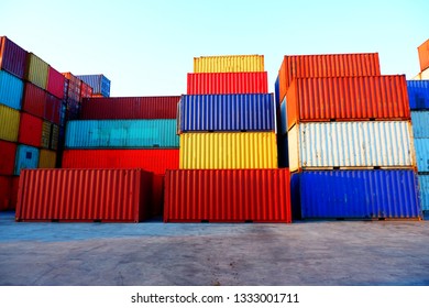 The container stack is hidden. In the container yard