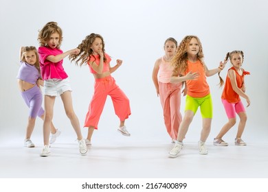 1,983 Kids contemporary dance Images, Stock Photos & Vectors | Shutterstock