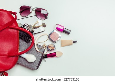 Contents Of Woman's Bag