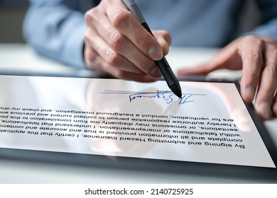 Contract E Signature. Employee Signing Law Document